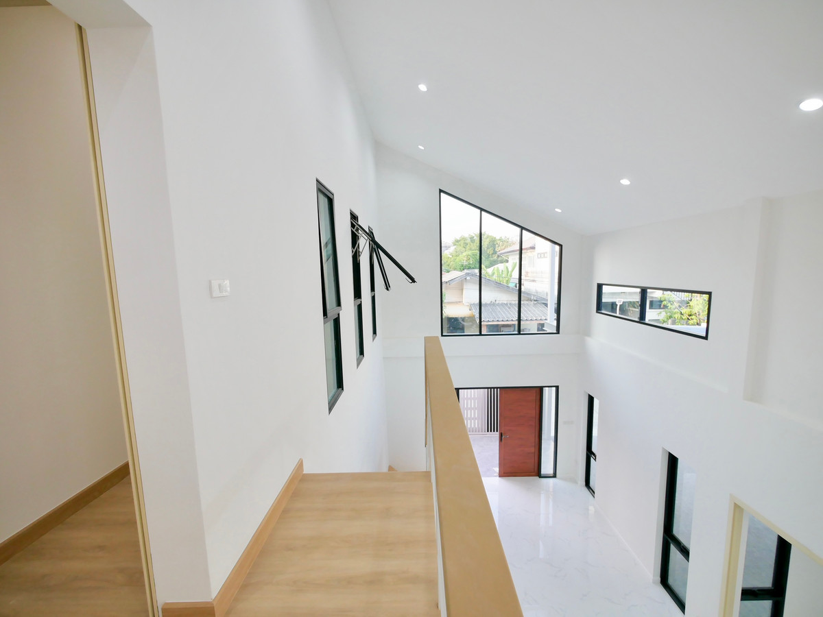 ขายบ้านเกษตร นวมินทร์ ลาดปลาเค้า : ขายบ้านเดี่ยว 2 ชั้น ซอยนวมินทร์ 113 ขนาด 41 ตร.ว. 3 นอน 3 น้ำ ตกแต่งใหม่ทั้งหลัง