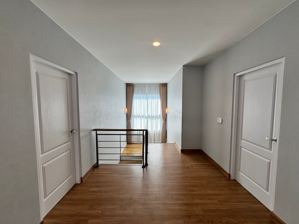 For RentHouseVipawadee, Don Mueang, Lak Si : 2-story detached house with furniture, beautifully decorated, for rent in Don Mueang-Vibhavadi area. Near Don Mueang Airport, only 3 km.