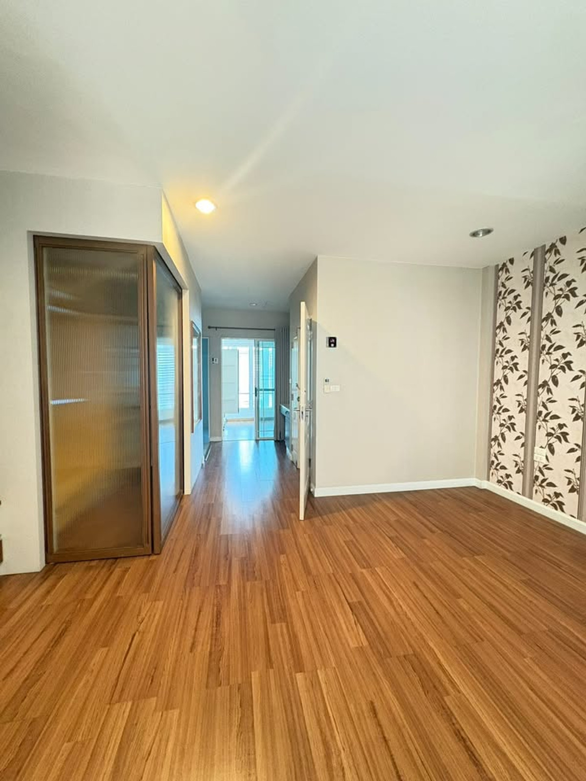 ให้เช่าทาวน์โฮมพระราม 5 ราชพฤกษ์ บางกรวย : เดอะเทอเรส ติวานนท์