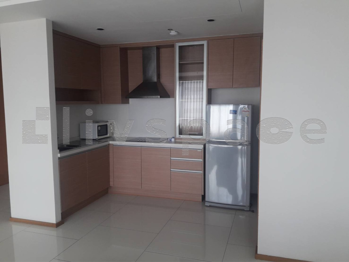For RentCondoSukhumvit, Asoke, Thonglor : ▚ LI104ツ FOR RENT: The Emporio Place 2BR 108sqm. 65K ✨ Rare Unit, High Floor, Cool Orientation & Fully Furnished 🏙️