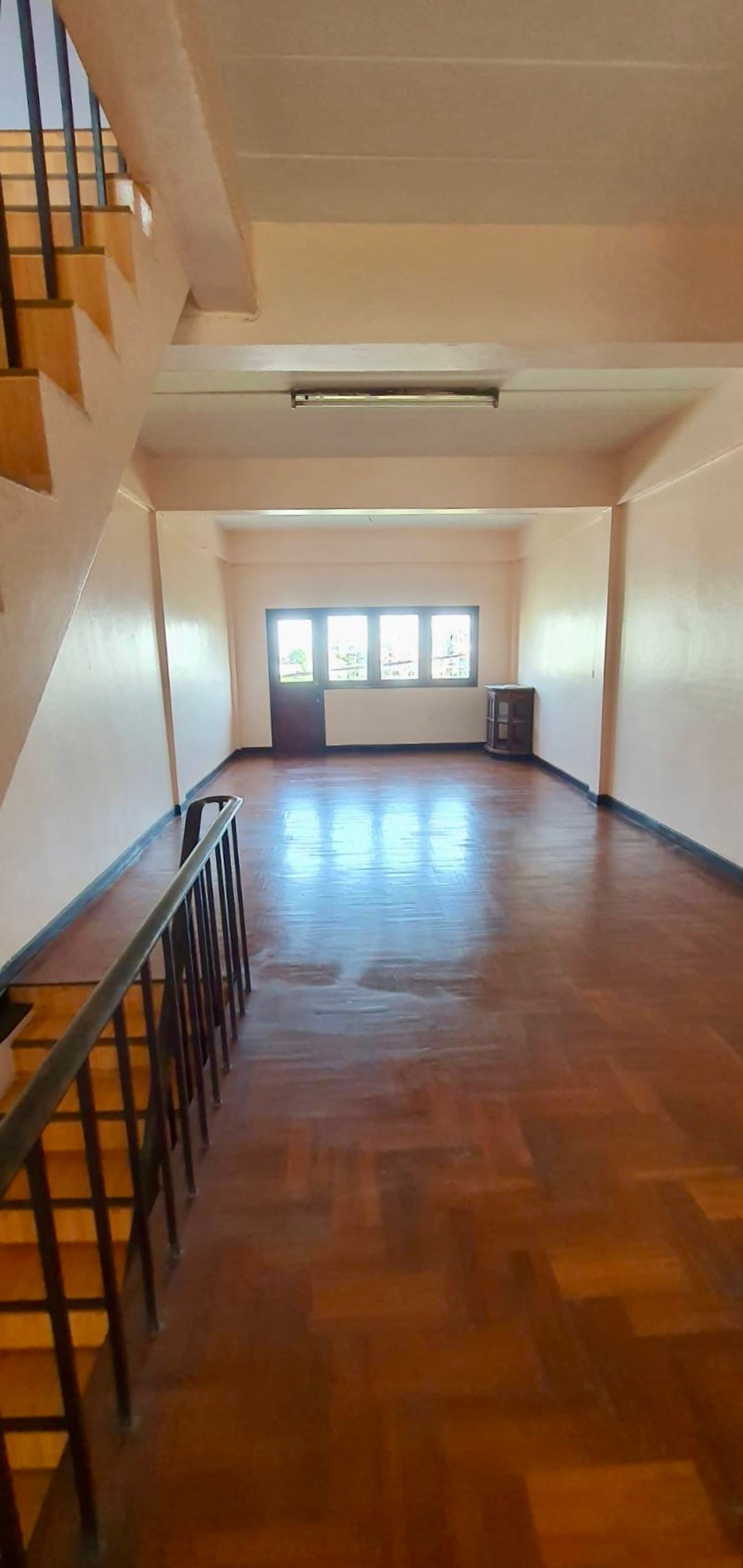 For SaleShop HouseOnnut, Udomsuk : Commercial building, 2 units, Soi Sukhumvit 101/1 / 6 bedrooms (for sale), Commercial Building Sukhumvit 101/1 / 6 Bedrooms (FOR SALE) GNG048