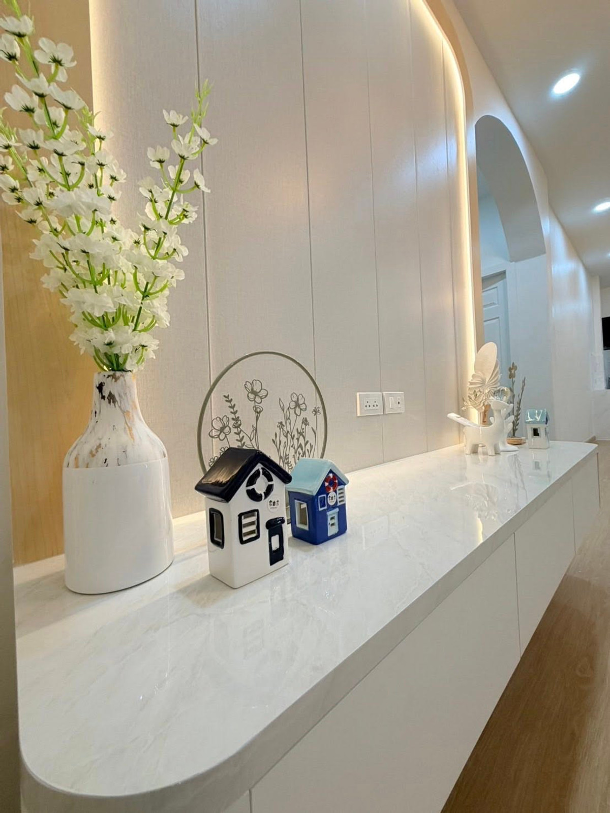 For SaleTownhomePattaya, Bangsaen, Chonburi : Chokchai Village 4 / 2 Bedrooms (FOR SALE) BEWN143