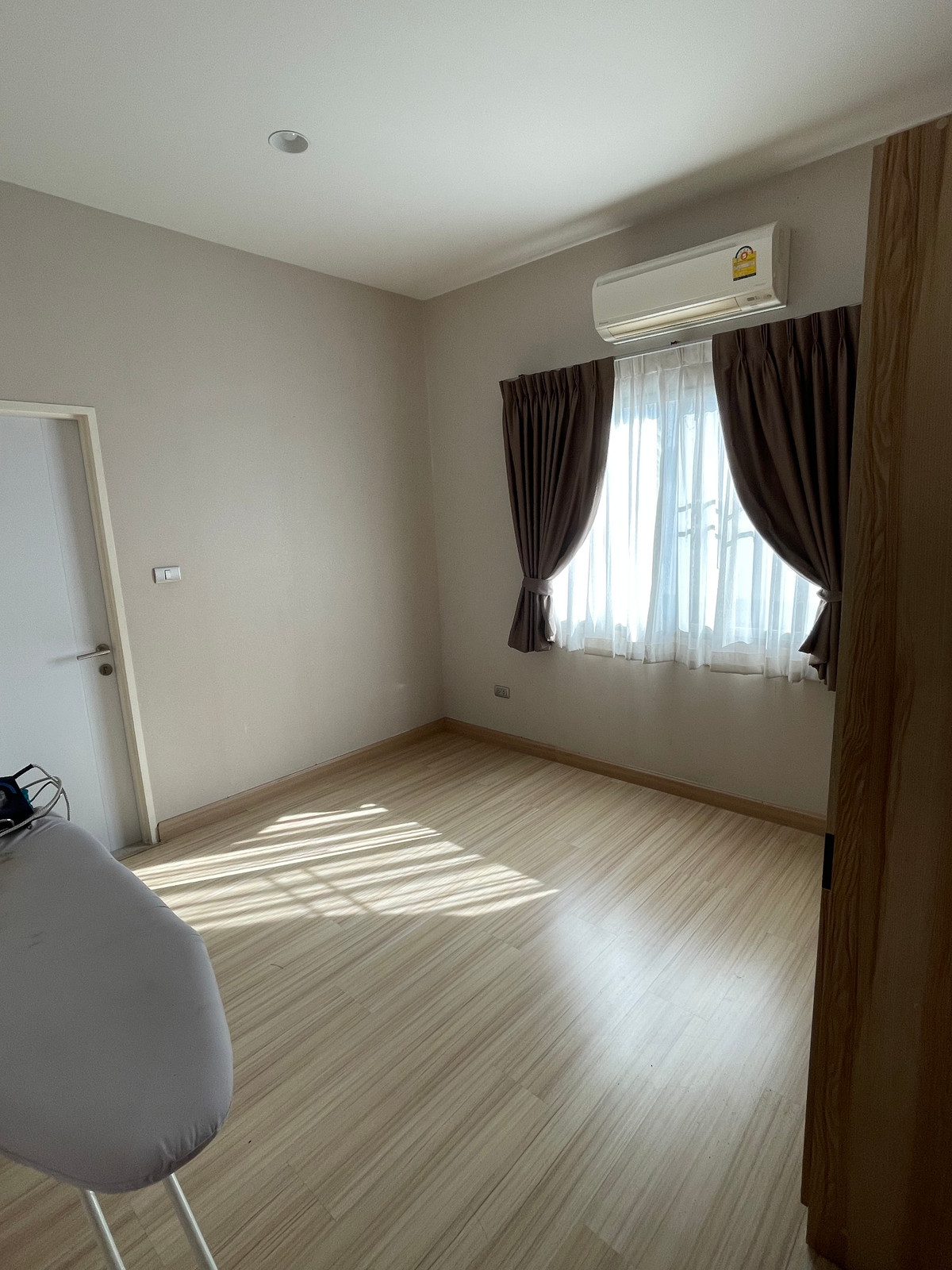 ให้เช่าบ้านนนทบุรี บางใหญ่ บางบัวทอง : ปล่อยเช่าบ้านเดี่ยว เพอร์เฟค เพลส รัตนาธิเบศร์ - สถานีไทรม้า ใกล้ MRT สายสีม่วง