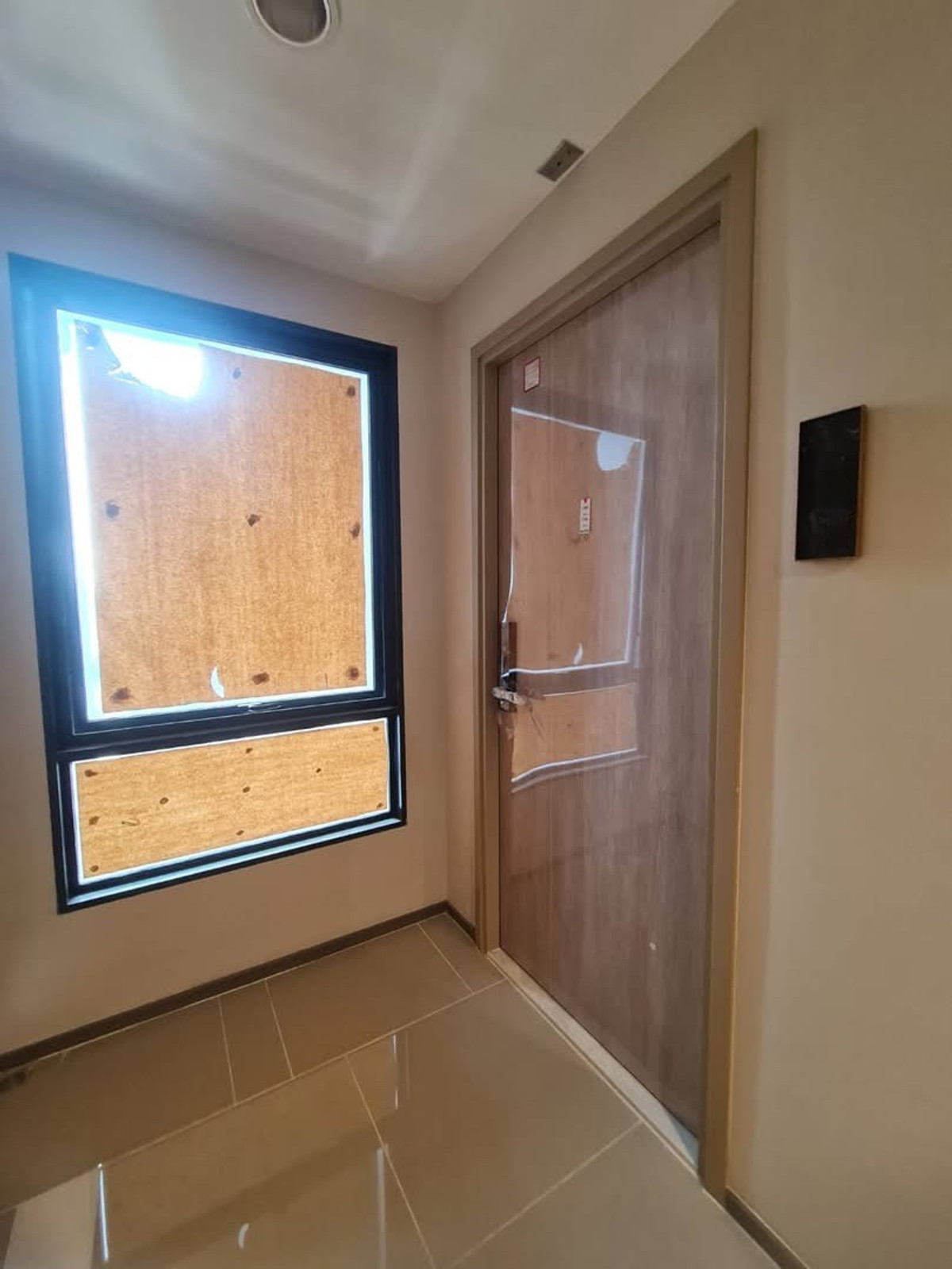 ขายคอนโดพระราม 9 เพชรบุรีตัดใหม่ RCA : THE TREE Pattanakarn - Ekkamai / 1 Bedroom (FOR SALE), เดอะ ทรี พัฒนาการ - เอกมัย / 1 ห้องนอน (ขาย) MMK035