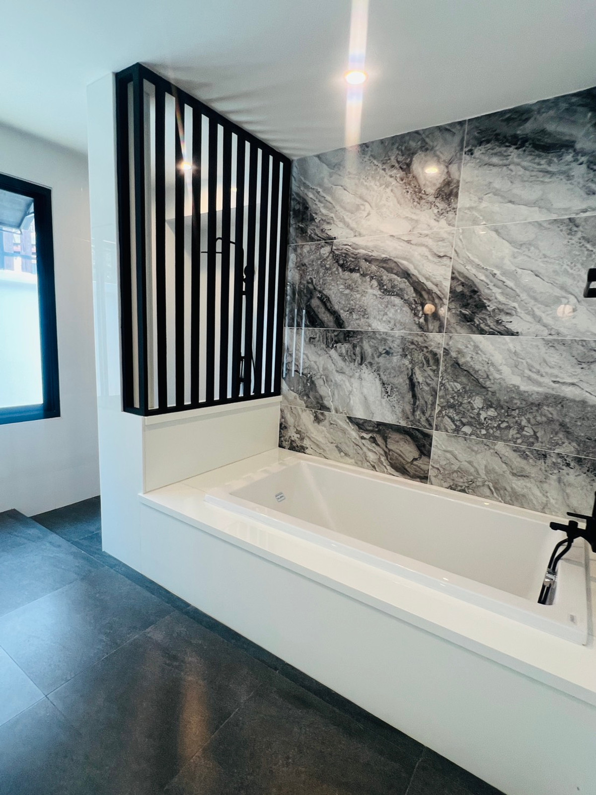 ขายบ้านพัทยา บางแสน ชลบุรี สัตหีบ : บ้านเดี่ยว นิบบาน่า เชด /  4 ห้องนอน (ขาย), House Nibbana Shade / 4 Bedrooms (FOR SALE) AM112