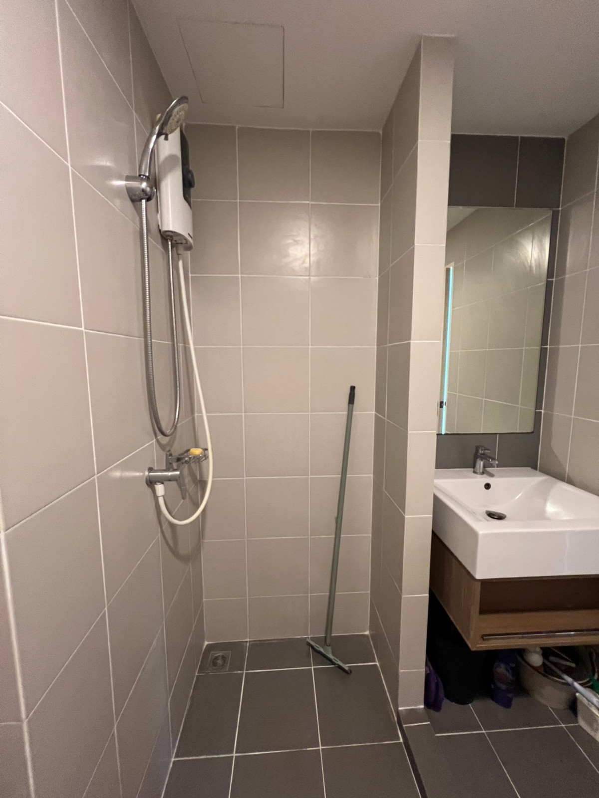 For RentCondoKasetsart, Ratchayothin : Condo for rent, Kensington Kaset Campus, 2 bedrooms, next to Kasetsart University fence, BTS Bang Bua, just 1 minute.