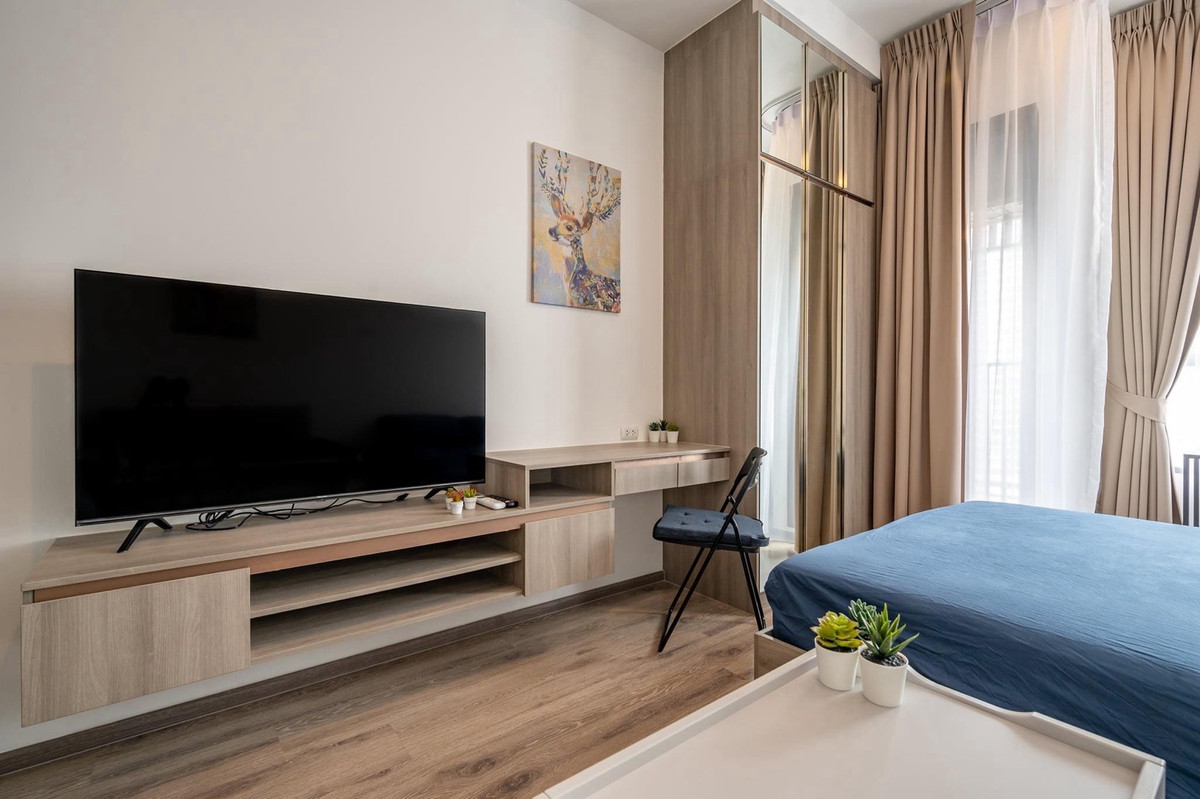 For RentCondoOnnut, Udomsuk : [For Rent] Knightsbridge Prime Onnut Condo @BTS On-Nut. Good location 16,500 baht/month. Beautiful unit. Safe from Earthquake incident.