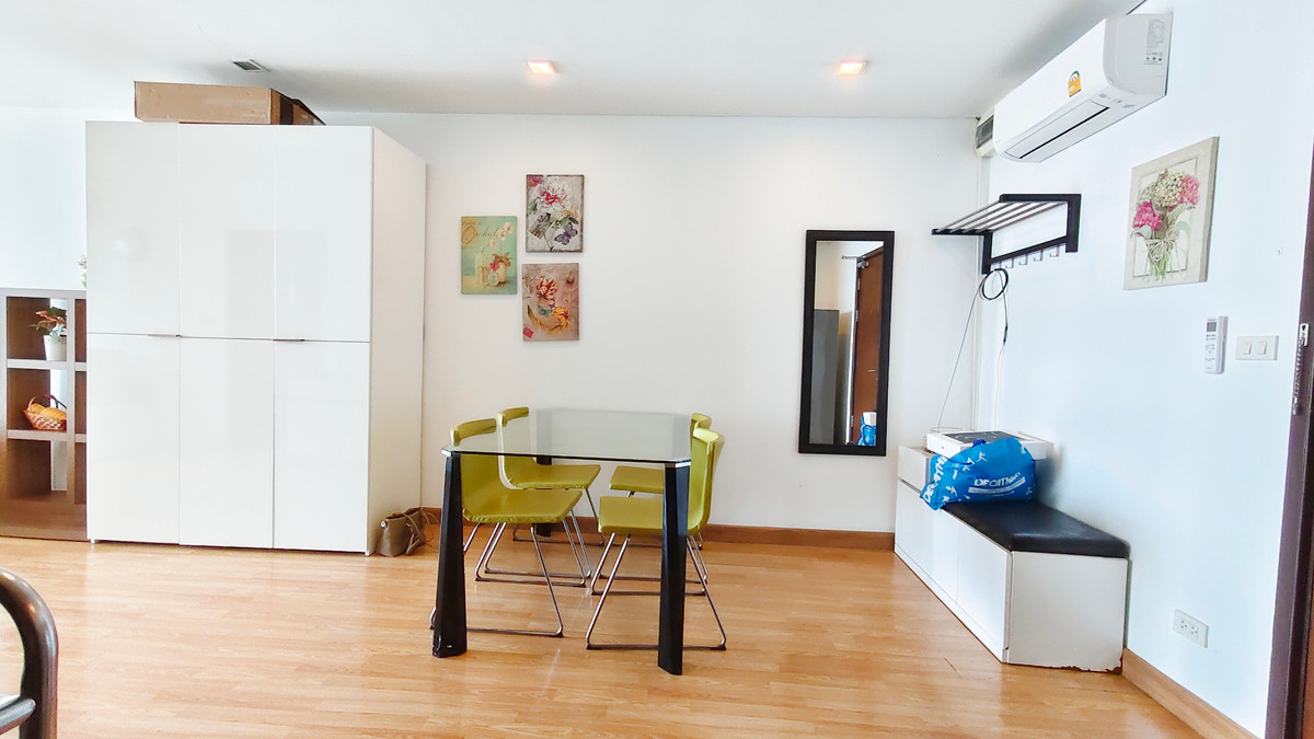 ให้เช่าคอนโดอ่อนนุช อุดมสุข : คอนโด 1 ห้องนอน 1 ห้องน้ำ ขนาด 52 ตารางเมตร ที่เลอลุก ให้เช่า 22,000 บาทต่อเดือน สุขุมวิท 71 สถานีรถไฟฟ้า BTS พระโขนง