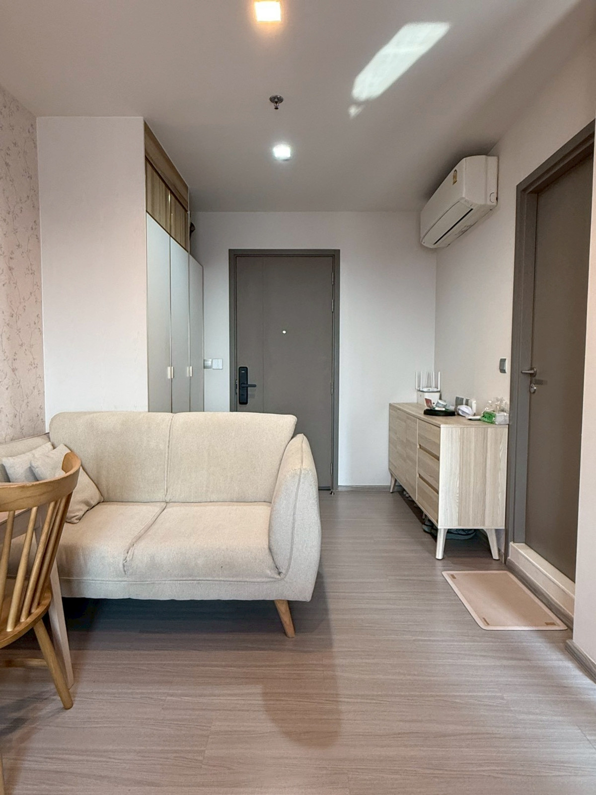 ให้เช่าคอนโดพระราม 9 เพชรบุรีตัดใหม่ RCA : Life Asoke Hype | ห้องสวย วิวเมือง ราคาดีมาก🔥 คอนโดใหม่ ทำเลอโศก-พระราม 9💰 ราคาดีมาก