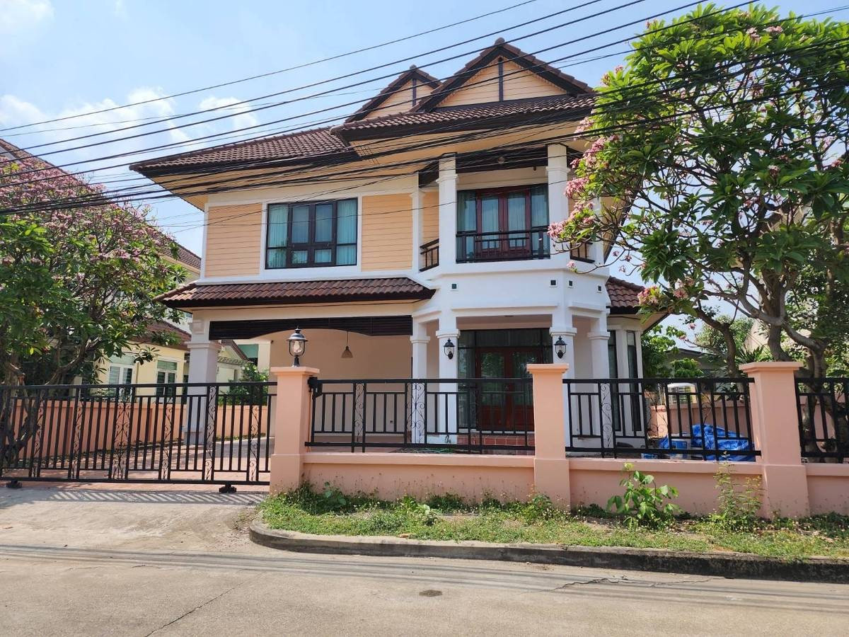 For RentHouseRattanathibet, Sanambinna : Single house for rent, Viphawan, near Central Northville, just 4 minutes.