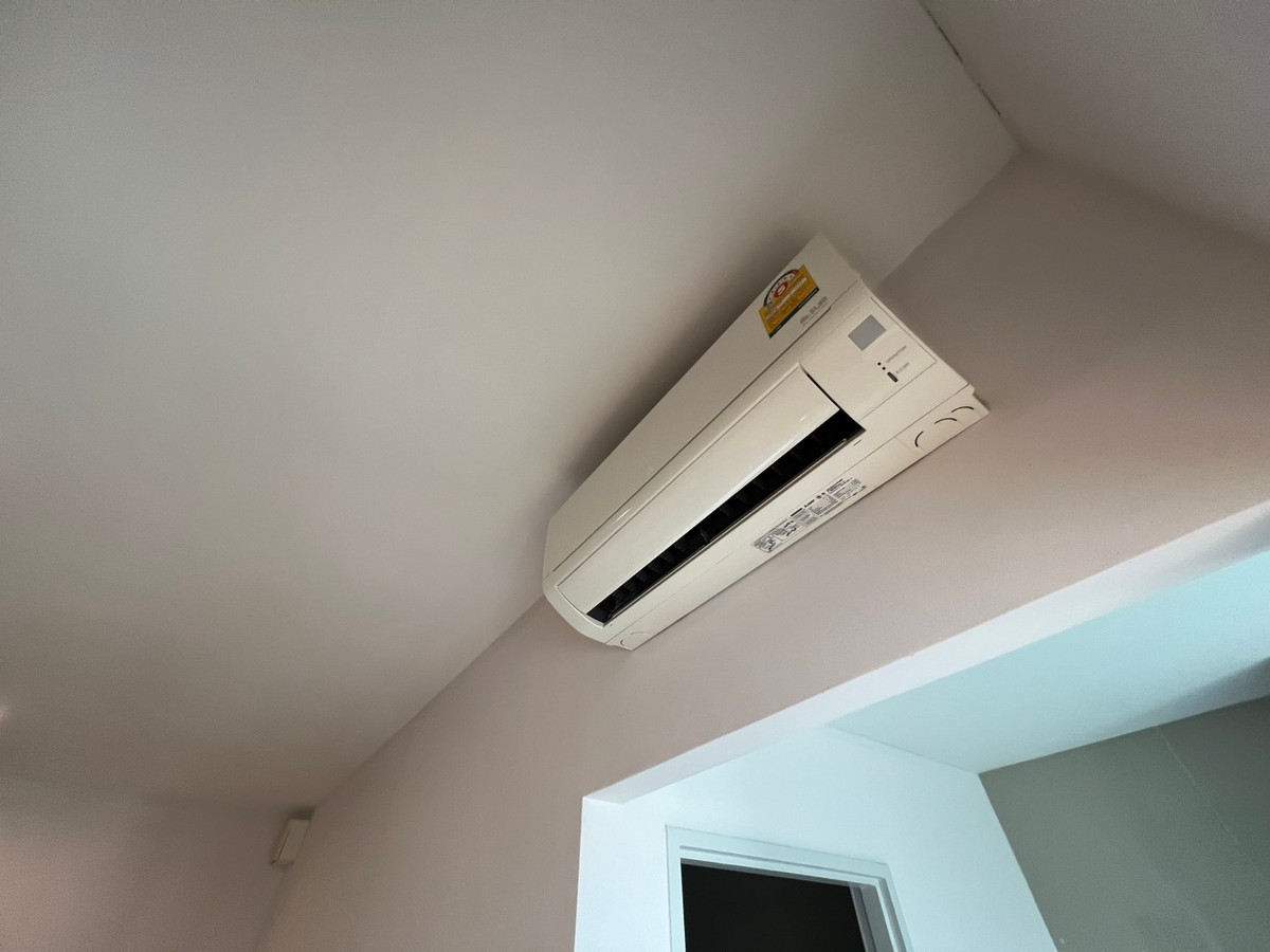 For SaleCondoSriracha Laem Chabang Ban Bueng : Sea Hill Condo for sale, Sriracha (Sea Hill Condo), best price in the project, room in very good condition, ready to move in, 1 bedroom type, size 43 square meters, 8th floor, mountain view, fresh nature.