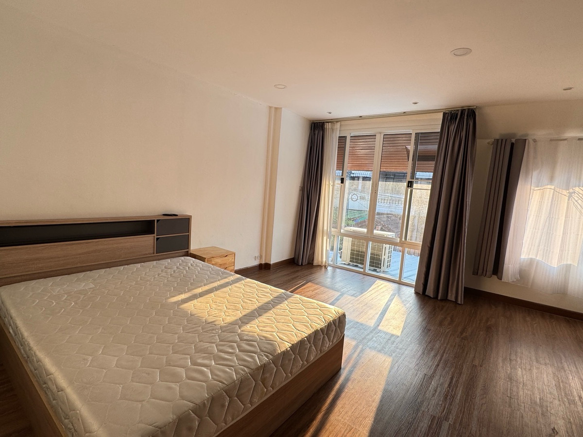 ให้เช่าทาวน์โฮมรัชดา ห้วยขวาง : 🏠[For Rent] Townhome Huai Kwang ห้วยขวางรัชดา18 : 3 Bedrooms 4 Bathrooms🔆