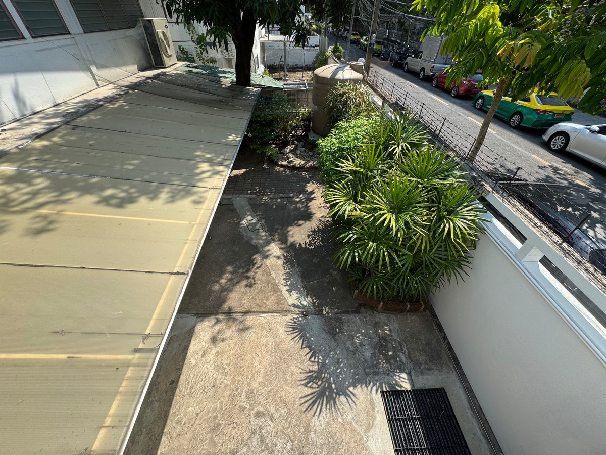 ให้เช่าบ้านสาทร นราธิวาส : ให้เช่า📍บ้านเดี่ยวทำธุรกิจ จาก BTS ช่องนนทรี 1.1 km จากถนนนราธิวาสเพียง 280m