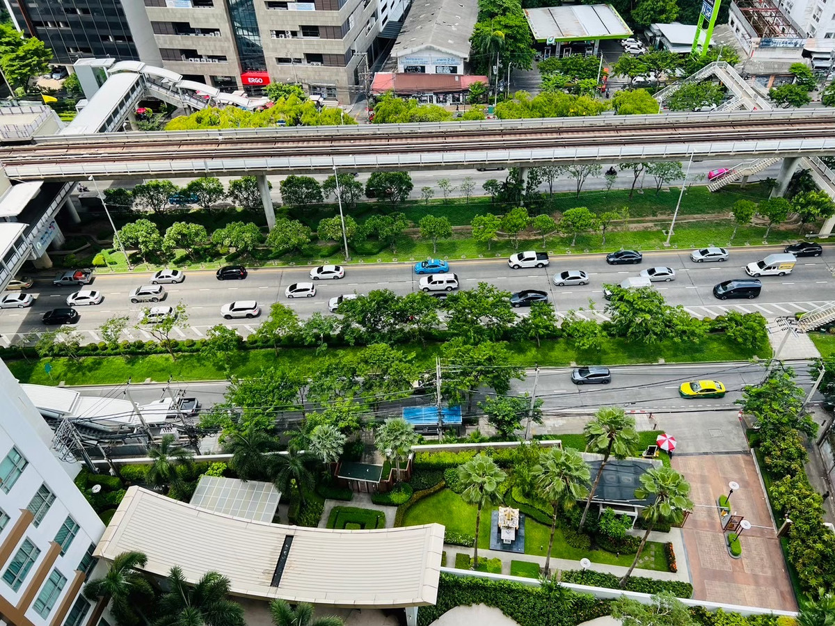 ขายคอนโดวงเวียนใหญ่ เจริญนคร : ขาย!!! 47 ตรม ชั้น 19 เพียง 4.39 👄