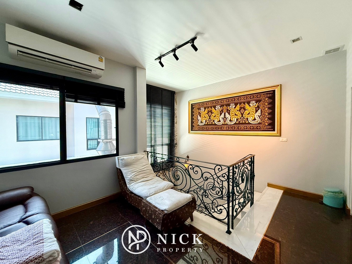 ขายบ้านนวมินทร์ รามอินทรา : LADDAROM ลัดดารมย์ วงแหวน-รามอินทรา : บ้านเดี่ยวหลังใหญ่ Hi Class สังคมมีระดับ ตกแต่งจัดเต็ม สุดยอดของ ฮวงจุ้ย บ้านเลขที่ 9