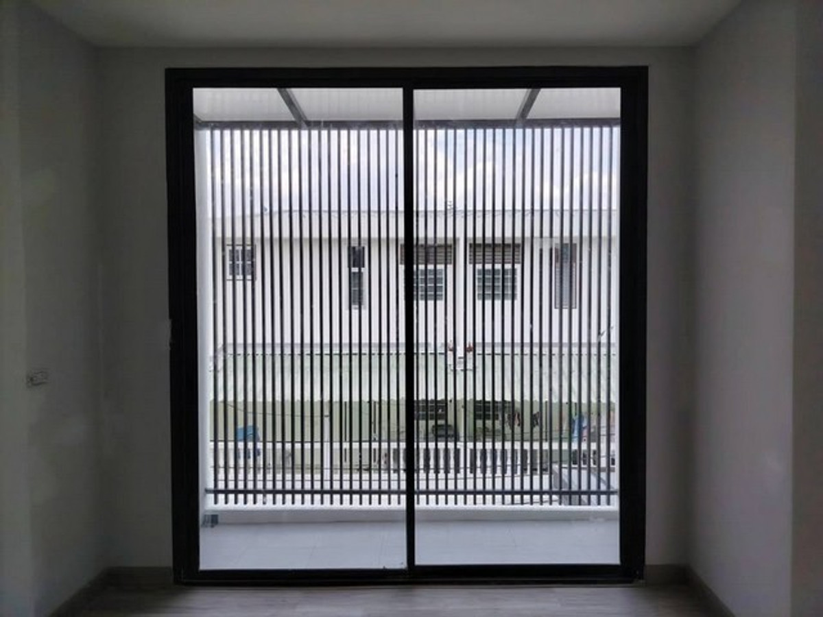 For RentTownhomeSukhumvit, Asoke, Thonglor : HR3353 Home Office & Modern Townhouse 3-Story | Ekkamai 22 Modern Loft design, airy with Double Volume | Pets allowed (Pet-Friendly)!