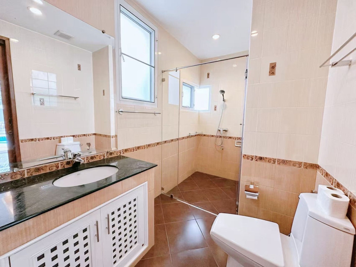 ให้เช่าสุขุมวิท อโศก ทองหล่อ : 🌈บ้านพูลวิลล่าเดี่ยว 3 ชั้น  พร้อมสระว่ายน้ำ 🎤