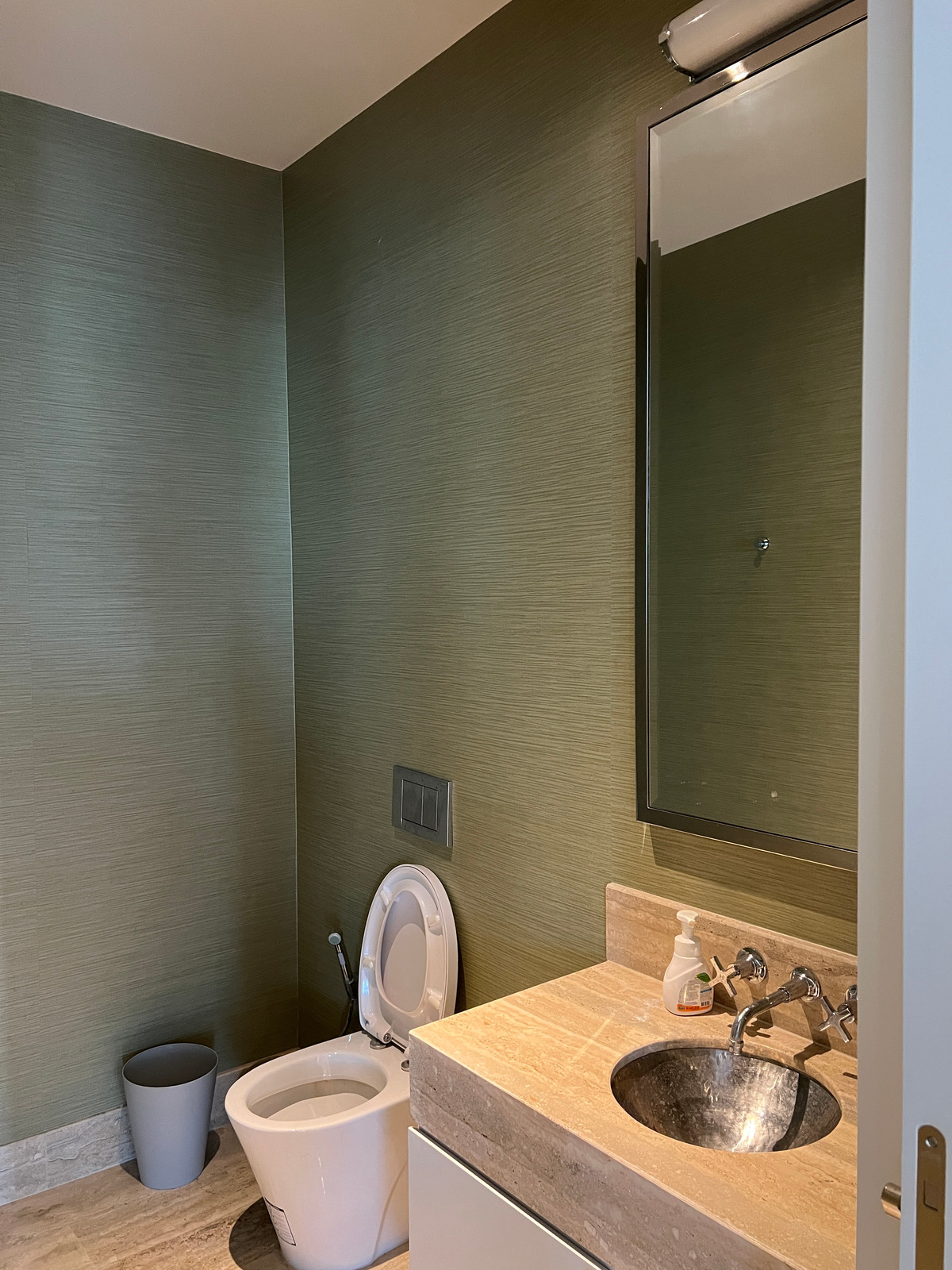 ขายคอนโดสาทร นราธิวาส : 🚨🔥 ขายด่วน | Ritz-Carlton Residences | 3 นอน | 211 ตร.ม. | ชั้น 28 | 65 ล้าน ALL-IN ⚡ ไม่มีค่าโอน ⚡ ไม่มีภาษี ⚡ ไม่มีค่าใช้จ่ายเพิ่ม | ~308K/ตร.ม. เทียบตลาด 440K/ตร.ม. 💰 ต่ำกว่าตลาด 30% 🏙️