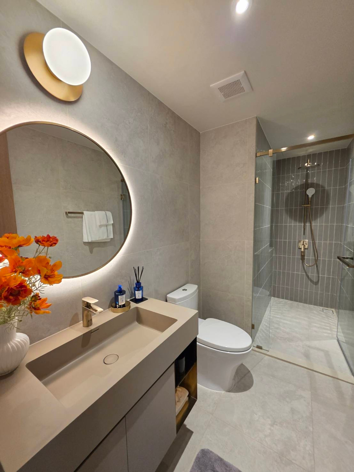 For SaleCondoSukhumvit, Asoke, Thonglor : Via 34 (Sukhumvit 34): 3bed 3bath 150.5sqm. from 41,000,000 million Am: 0656199198