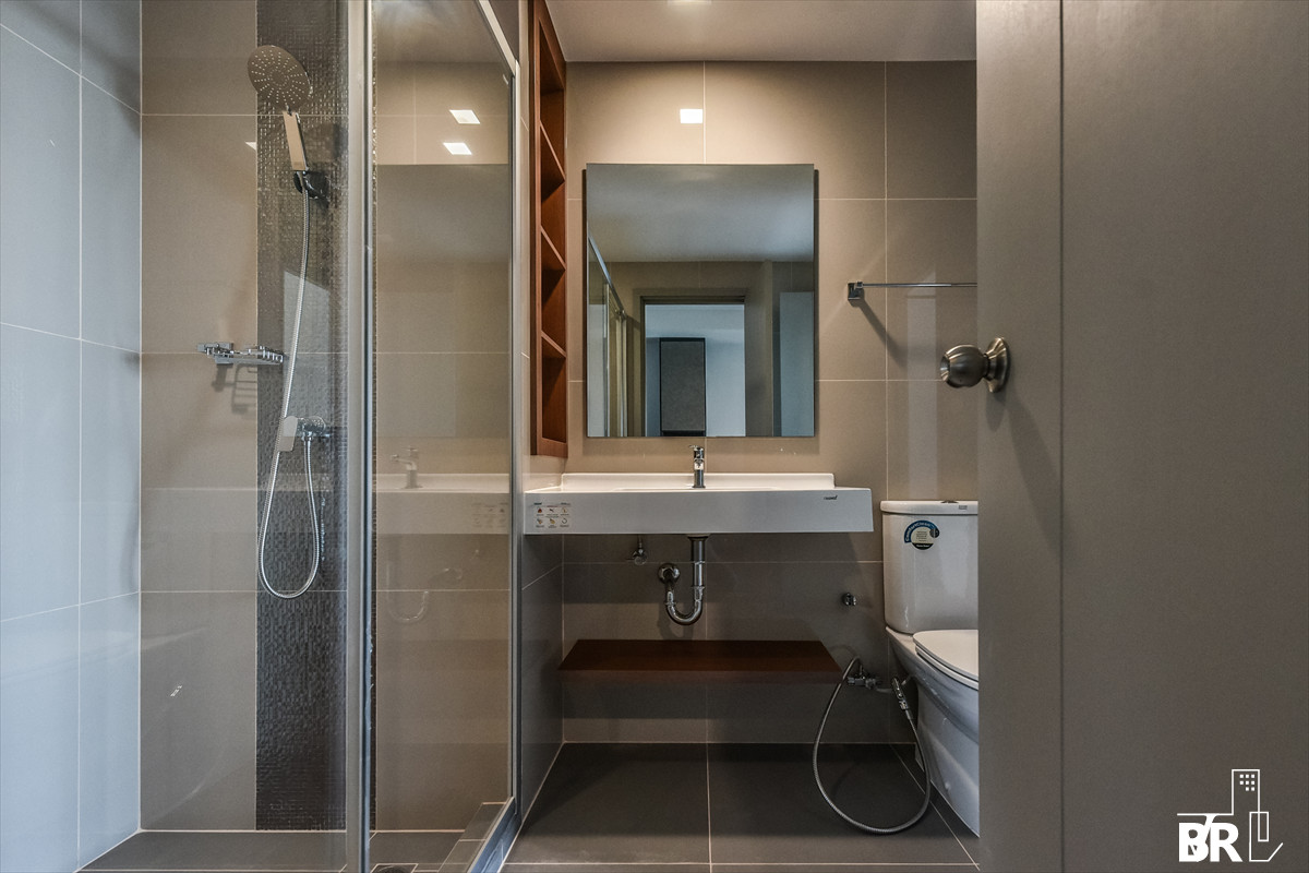 ขายคอนโดสะพานควาย จตุจักร :  🔥Hot Sale 🔥 Ideo Phahol Chatujak 1B1B 45sqm. High Floor Just 7.3MB only Call Ms.Angel(Aumi)0658209572