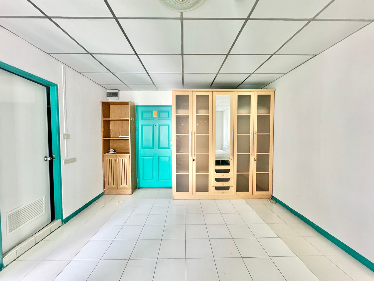 For SaleCondoLadprao101, Happy Land, The Mall Bang Kapi : Condo for sale Lumpini Center Ladprao 111 (Lumpini Center Ladprao 111) size 27 sq m, Building A, 4th floor.