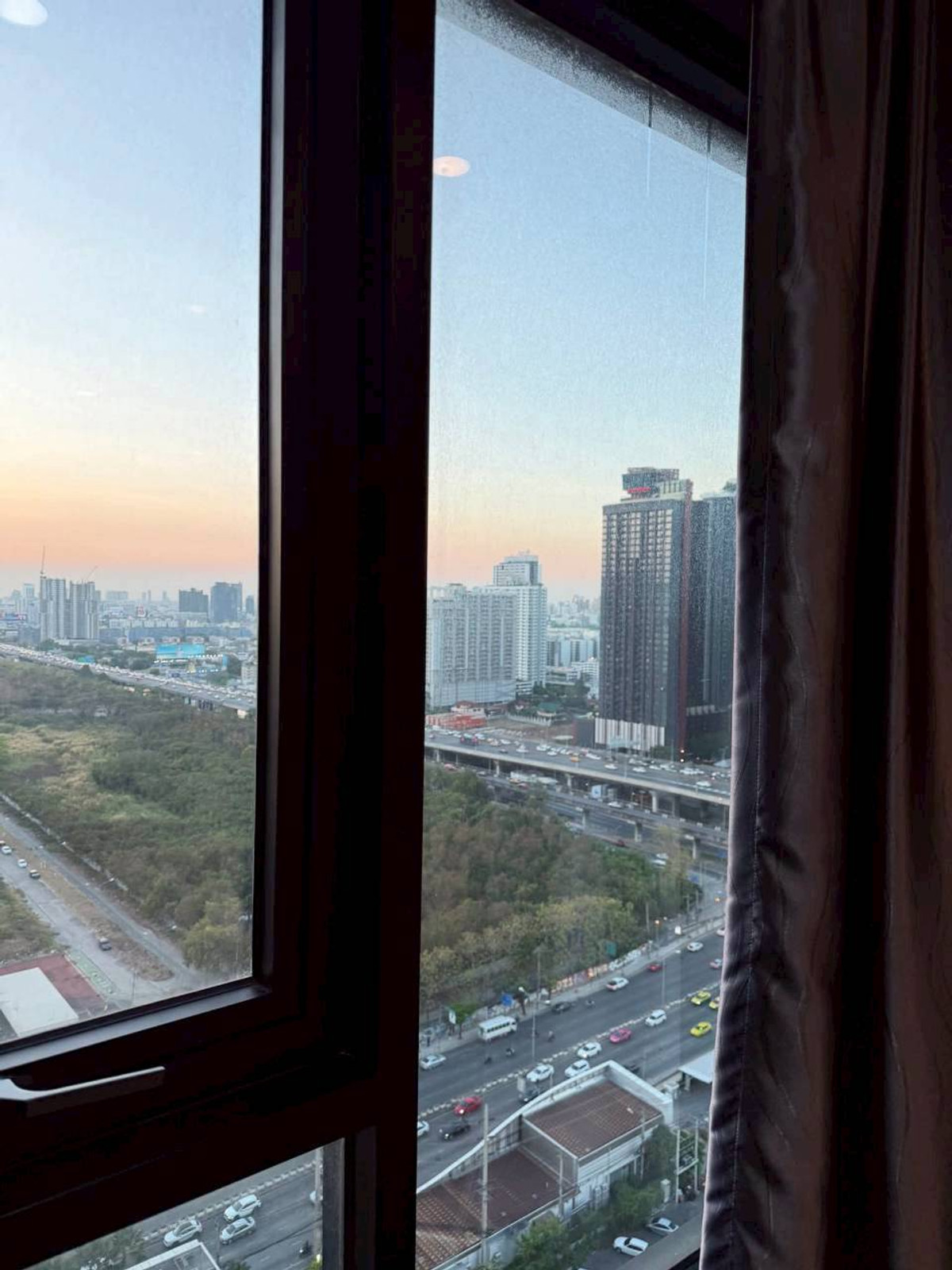 ให้เช่าคอนโดพระราม 9 เพชรบุรีตัดใหม่ RCA : ✅ LFA146 ✅ Line : @p2nproperty