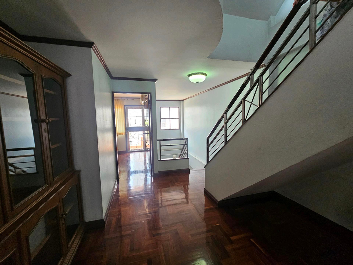 ให้เช่าอาคารพาณิชย์โชคชัย4 ลาดพร้าว71 : 📍ลาดพร้าว87แหล่งชุมชน เหมาะเปิดกิจการ+พักอาศัย ข้างตึกขึ้นป้ายโปรโมทคนเห็นเพียบ