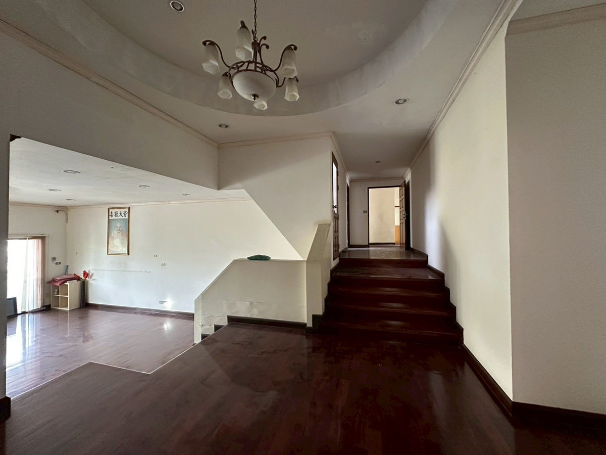 ขายบ้านเอกชัย บางบอน : ขายบ้านเดี่ยว 2 ชั้น หมู่บ้านเอกชัยออร์คิด การ์เด้น ทำเลดี เดินทางสะดวก