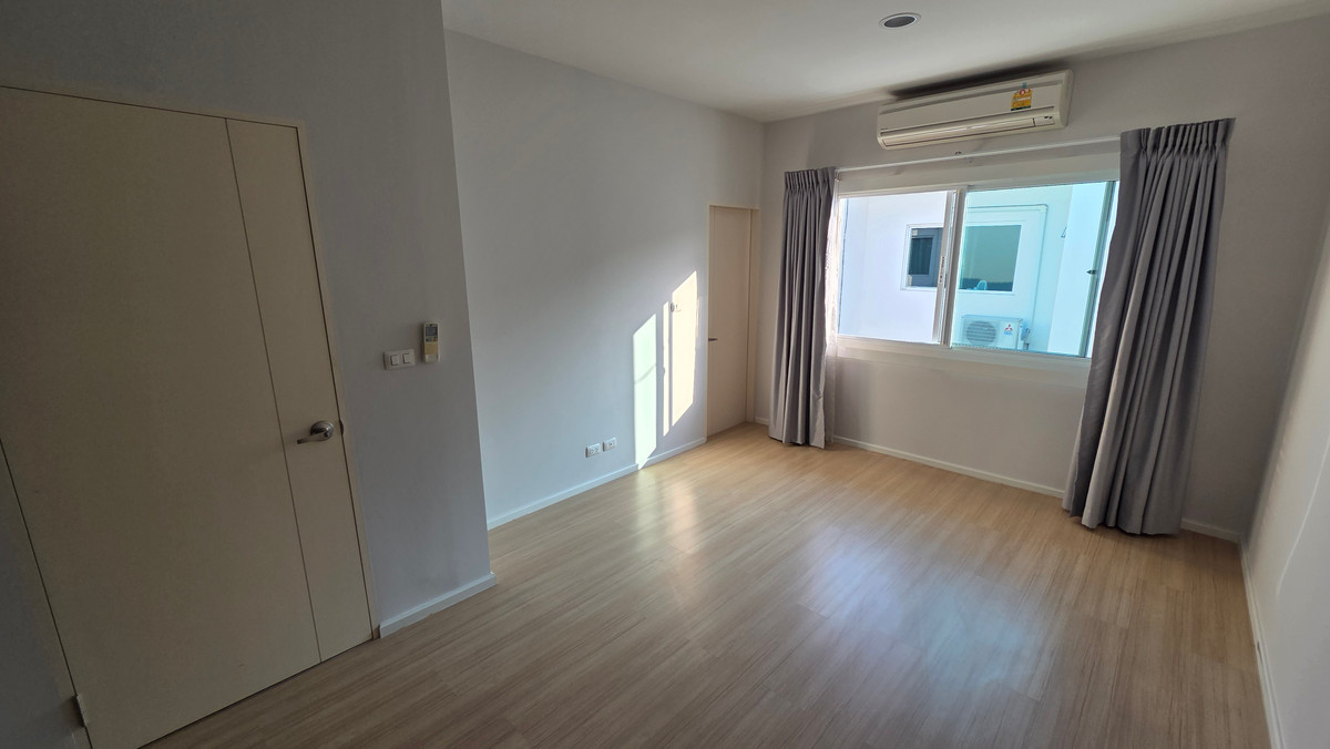 ขายทาวน์โฮมอ่อนนุช อุดมสุข : ทาวน์โฮม 3 ชั้น ใกล้ BTS อ่อนนุช ทำเลดี