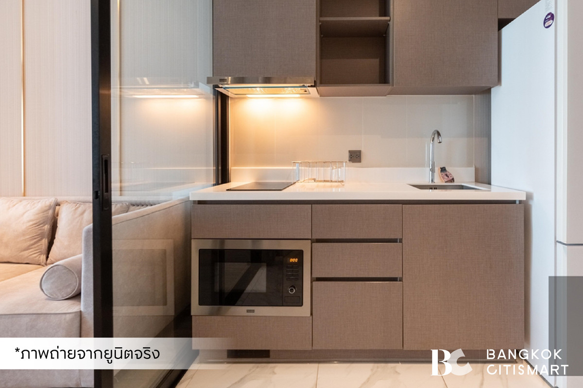 ให้เช่าคอนโดสุขุมวิท อโศก ทองหล่อ : 🔥 พร้อมเข้าอยู่ RHYTHM Ekkamai (Studio 31 sq.m.) ห้องทิศใต้ ชั้นสูงไม่มีตึกบัง สนใจ : 095-370-1451 (Kate)