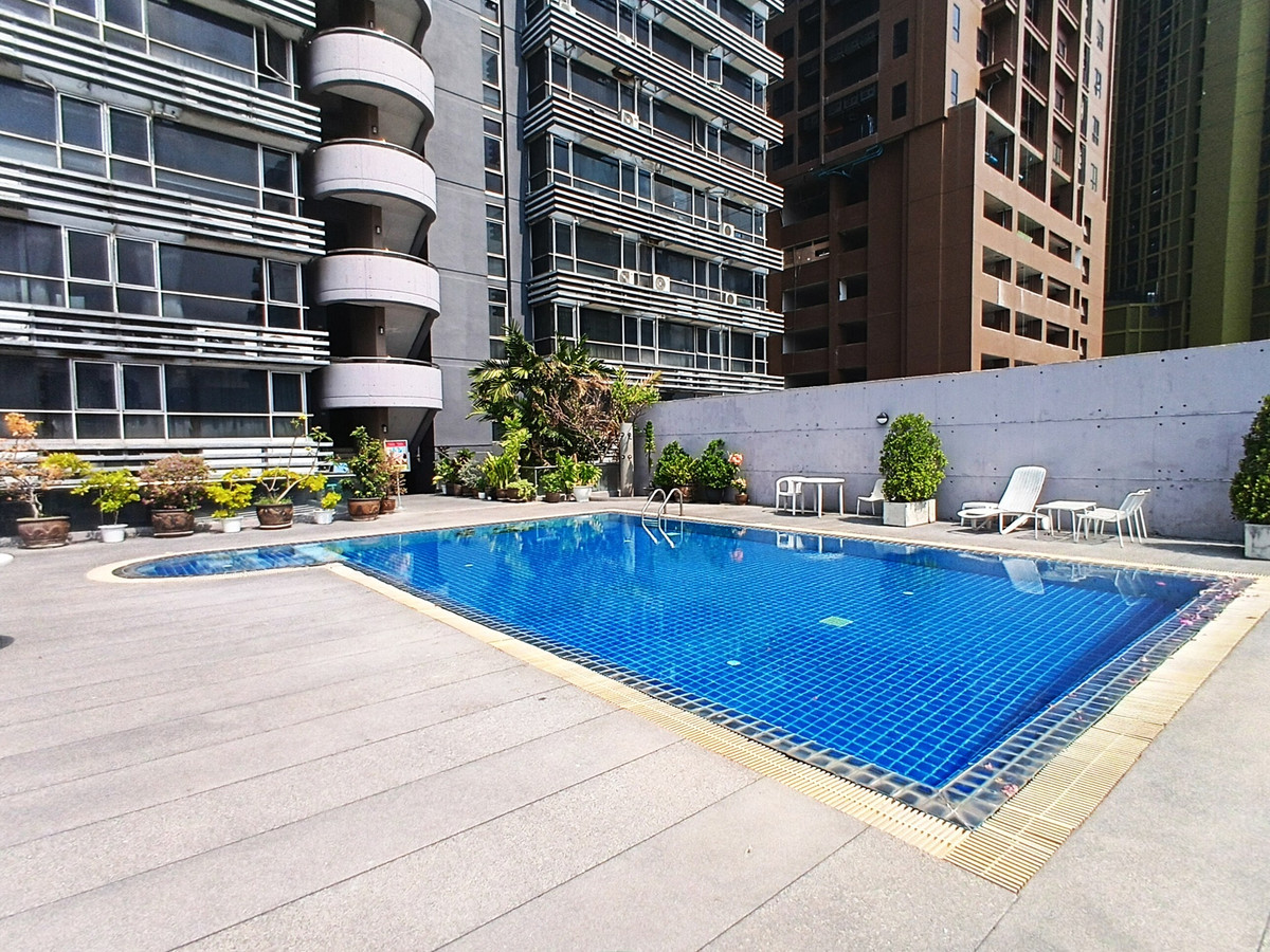 For SaleCondoVipawadee, Don Mueang, Lak Si : Vibhavadi Suite / 2 Bedrooms (SALE WITH TENANT), Vibhavadi Suite / 2 Bedrooms (Sale with Tenant) TARN301