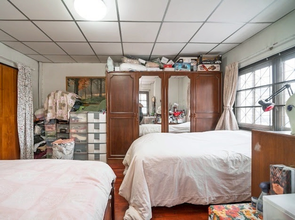 For SaleHouseSukhumvit, Asoke, Thonglor : Cozy House for Sale Phra Khanong | Family Home Best Value | Near BTS Phra Khanong | 12,900,000 THB | House for sale Phra Khanong, suitable for families, good value, near BTS Phra Khanong 12,900,000 baht - LTHC14785