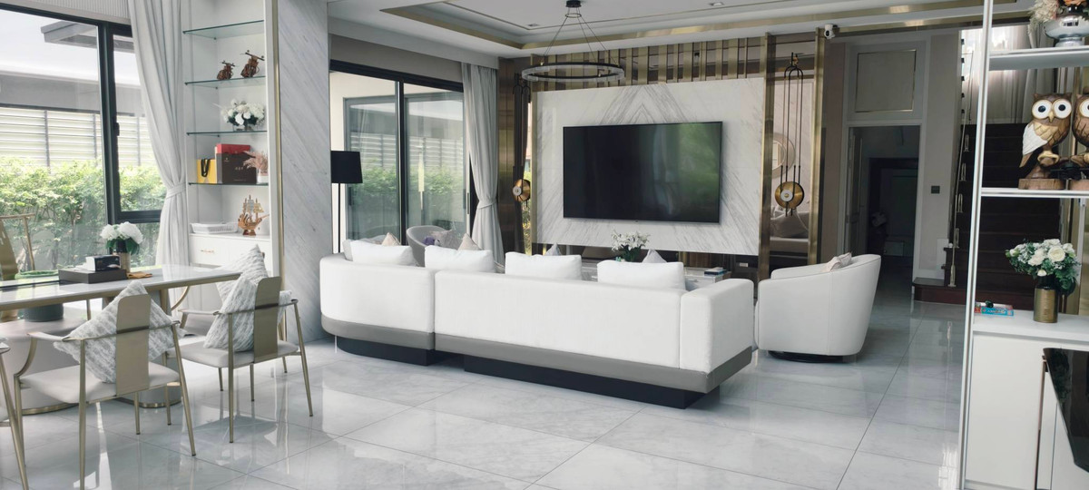 ขายบ้านพัฒนาการ ศรีนครินทร์ : Grand Bangkok Boulevard East Rama 9 บ้านเดี่ยวหรู 3 ชั้น พื้นที่ใช้สอย 827 ตร.ม. พร้อมเฟอร์นิเจอร์ทั้งหลัง Please call: 082-894-4624