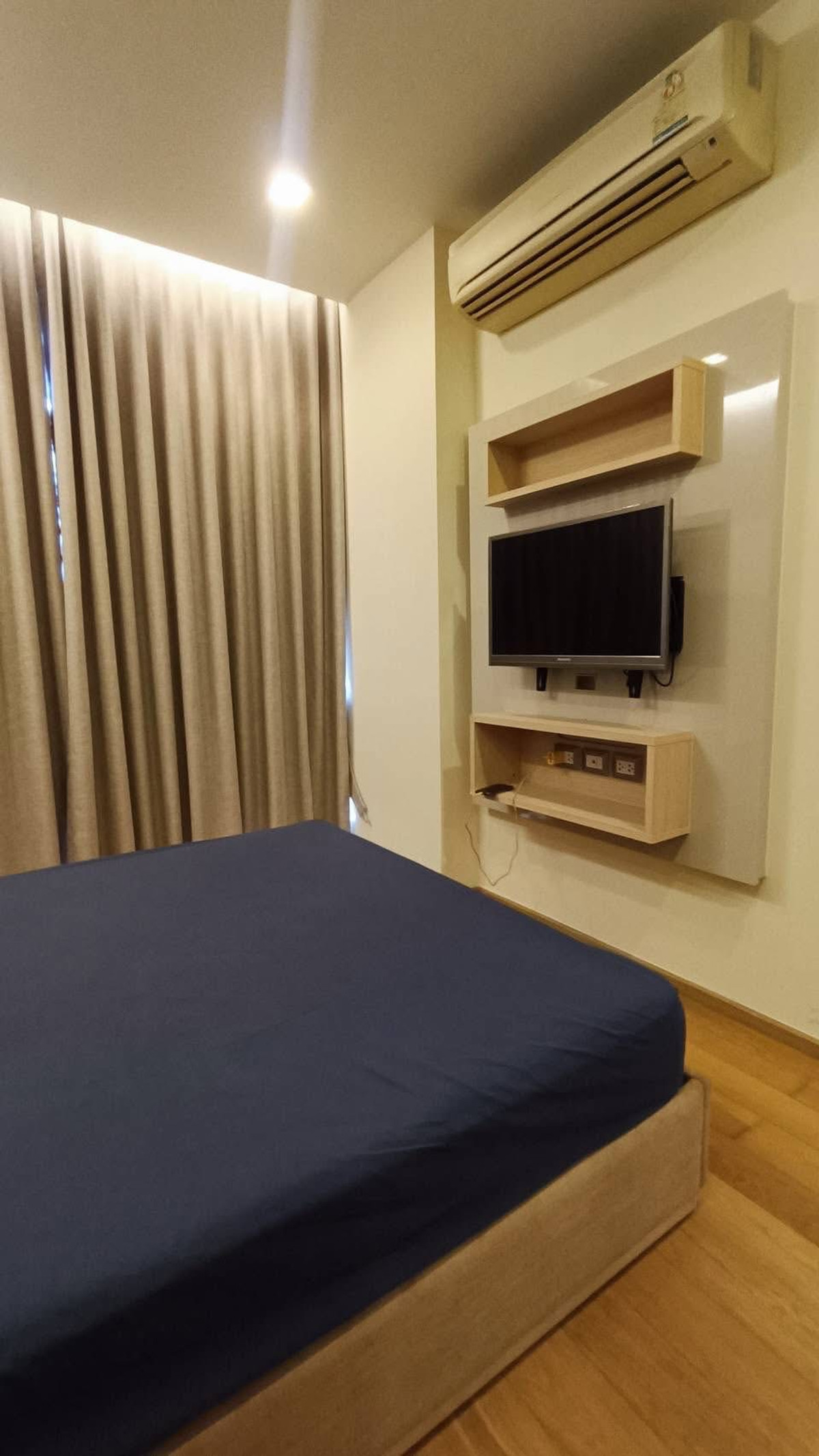 ให้เช่าคอนโดพระราม 9 เพชรบุรีตัดใหม่ RCA : ⚡️ถูกที่สุด⚡️The address asoke 45 Sqm 24,000 ติด Mrt เพชรบุรี ห้องใหญ่ไปสยามก็ง่ายไปสุขุมวิทก็ง่าย สนใจติดต่อพัตเตอร์ 0928895628 ⚡️ line : plustor_ss