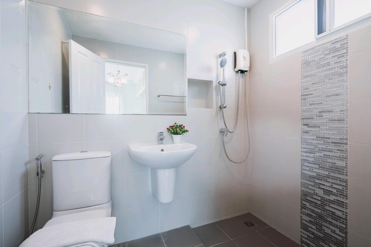 ขายบ้านรัตนาธิเบศร์ สนามบินน้ำ พระนั่งเกล้า : ขาย 22 ล้านบาท