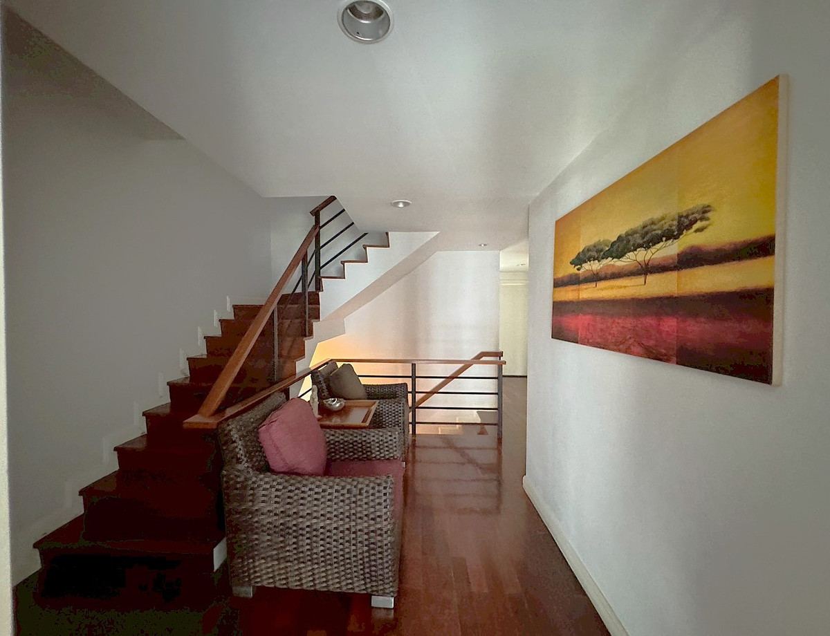 For RentTownhomeSukhumvit, Asoke, Thonglor : Townhouse in a private compound with a peaceful, green environment, located near BTS & MRT Asok ** NO CO-AGENT ** 