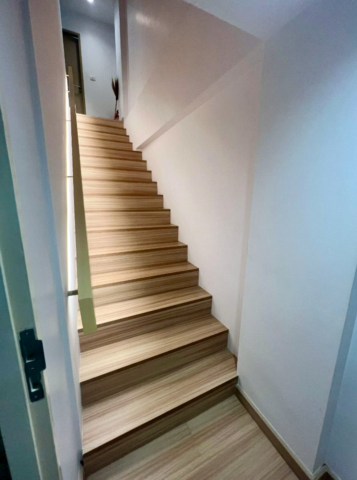 For RentHome OfficeOnnut, Udomsuk : HOF Sukhumvit 101/1 / 4-Story (FOR RENT) GNG039