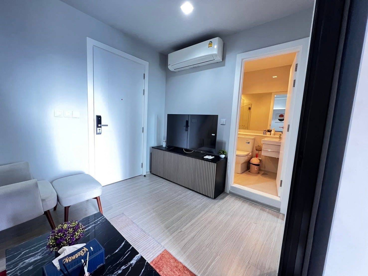 For RentCondoRama9, Petchburi, RCA : For rent 📍 Life Asoke - Rama 9 📍 Fully furnished with appliances. Near MRT Rama 9.