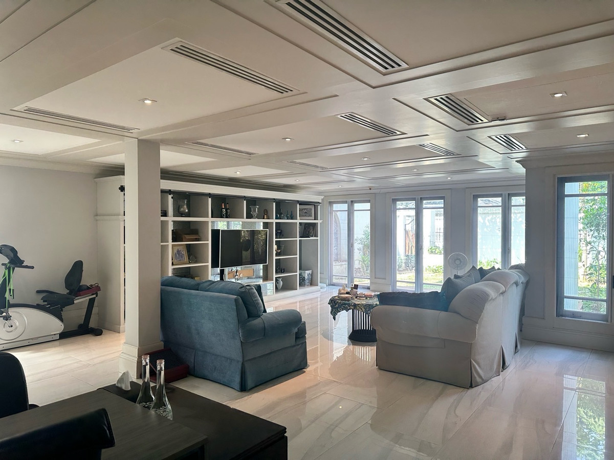 For RentHouseChaengwatana, Muangthong : Golden opportunity‼️ Open for rent, luxury house Location: Muang Thong Thani, Soi Project 5, Impact Chaengwattana, Pink Line MRT, IMPACT Station.