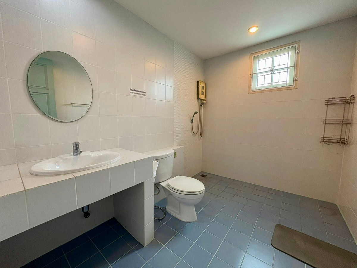 For SaleHouseOnnut, Udomsuk : Muangthong Village 4 Sukhumvit 101 / 4 Bedrooms (For Sale), Muangthong Village 4 Sukhumvit 101 / 4 Bedrooms (FOR SALE) GNG054