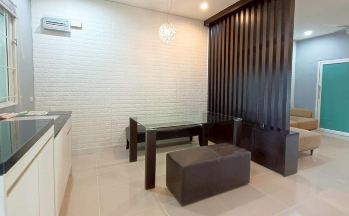 ให้เช่าทาวน์โฮมราษฎร์บูรณะ สุขสวัสดิ์ : 🔥 ให้เช่า ทาวน์โฮม The Pleno สุขสวัสดิ์ 30 🔥  📍 สุขสวัสดิ์ 30 เดินทางสะดวก  🛏 2 ห้องนอน 2 ห้องน้ำ + 2 ห้องทำงาน