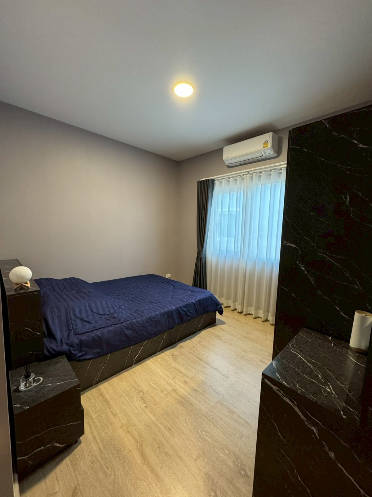 For RentNonthaburi, Bang Yai, Bangbuathong : 💕 Semi-detached house for rent, Q District Westgate project 💕 Beautiful house, ready to move in, complete with functions, suitable for both living and making a home office.