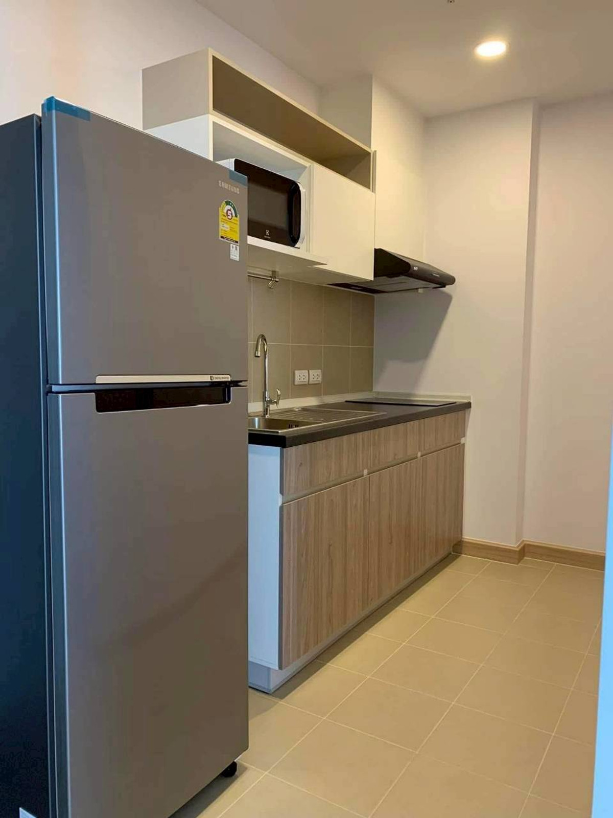 ให้เช่าคอนโดรามคำแหง หัวหมาก : ✅ SVR375 ✅ Line : @p2nproperty