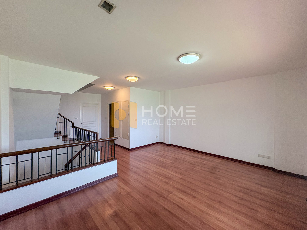 ขายทาวน์โฮมวิภาวดี ดอนเมือง หลักสี่ : Vista Park Vibhavadi / 3 Bedrooms (FOR SALE), วิสต้า พาร์ค วิภาวดี / 3 ห้องนอน (ขาย) TPM372