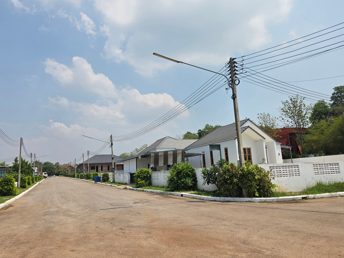 For SaleLandPak Chong KhaoYai : Land for Sale in Khao Yai, Thailand (Pak Chong) – 302 sq.wah | Green Montana Gated Community | 28 m. Wide Frontage | Ideal for Luxury Home near Bangkok