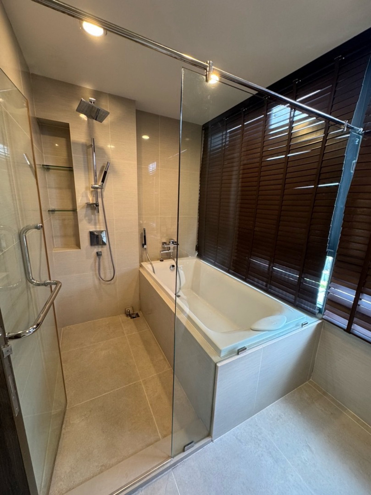 For RentCondoOnnut, Udomsuk : For Rent: Ideo Mobi Sukhumvit 66, 60,000 THB [MPr260326]