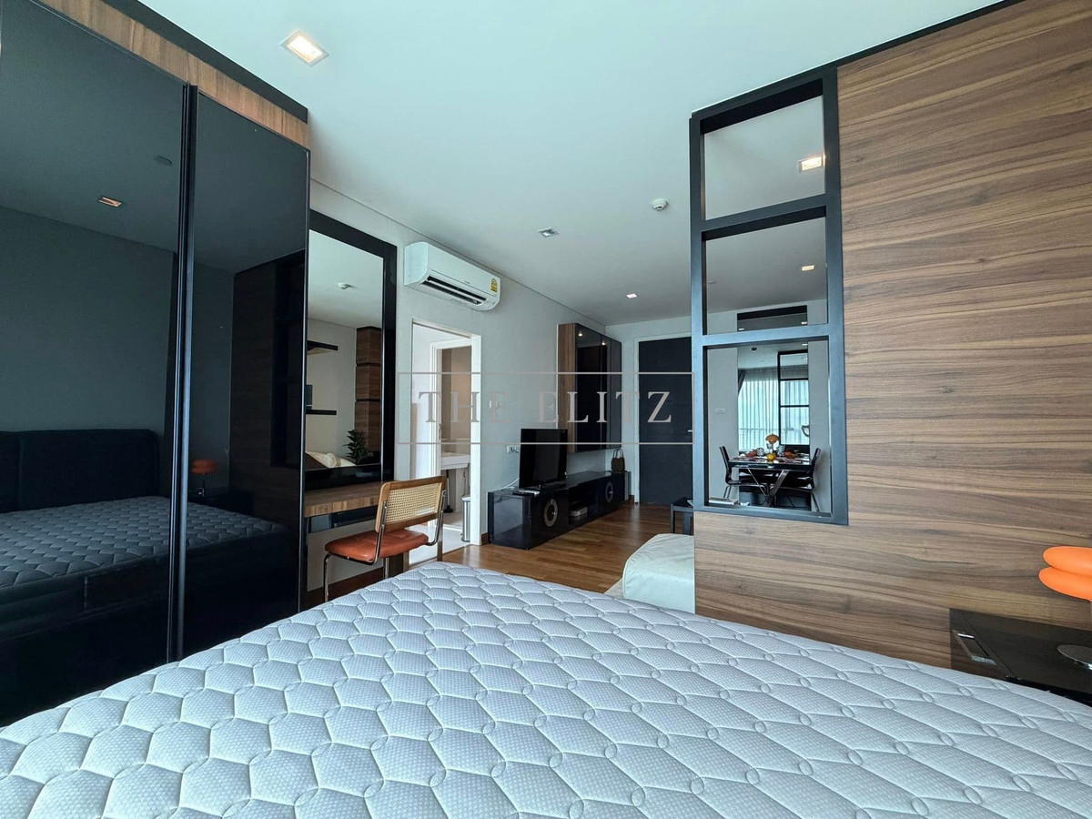 For RentCondoSukhumvit, Asoke, Thonglor : ✨ Turn a condo into a valuable asset in the heart of the CBD ✨ IVY Thonglor, location near J Avenue on a truly affordable budget.