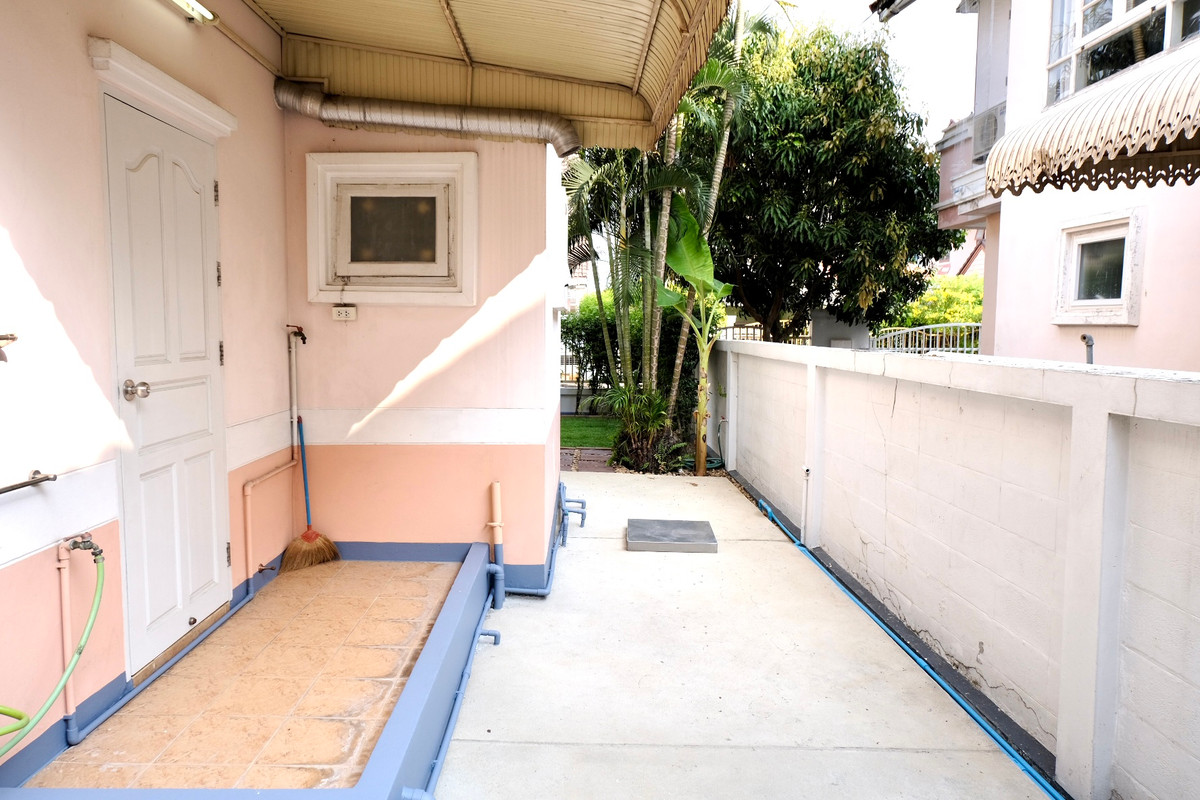 ให้เช่าบ้านมีนบุรี-ร่มเกล้า : บ้านเดี่ยวให้เช่าพร้อมเข้าอยู่ Parkway Chalet รามคำแหง 190