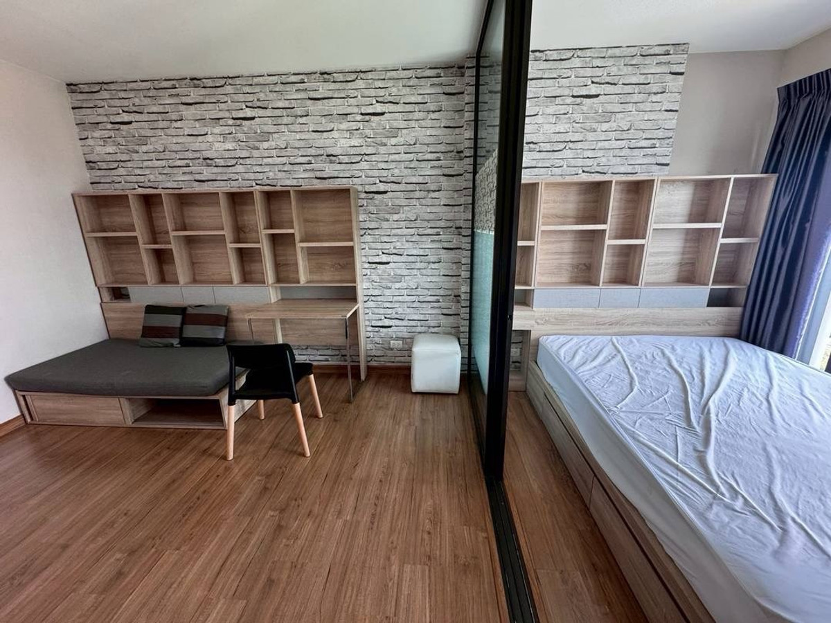 For RentCondoPinklao, Charansanitwong : 🔥Rare Item! The Tree Rio Bang-Aor
1 bedroom, river view + 1 car parking space, best value in this area.