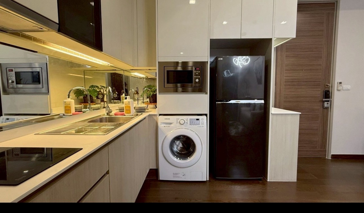 ขายคอนโดพระราม 9 เพชรบุรีตัดใหม่ RCA : ขาย ด่วน Q Asoke คิว อโศก 2ห้องนอน 1ห้องน้ำ (ห้องใหม่ทั้งหมด ไม่เคยปล่อยเช่า)